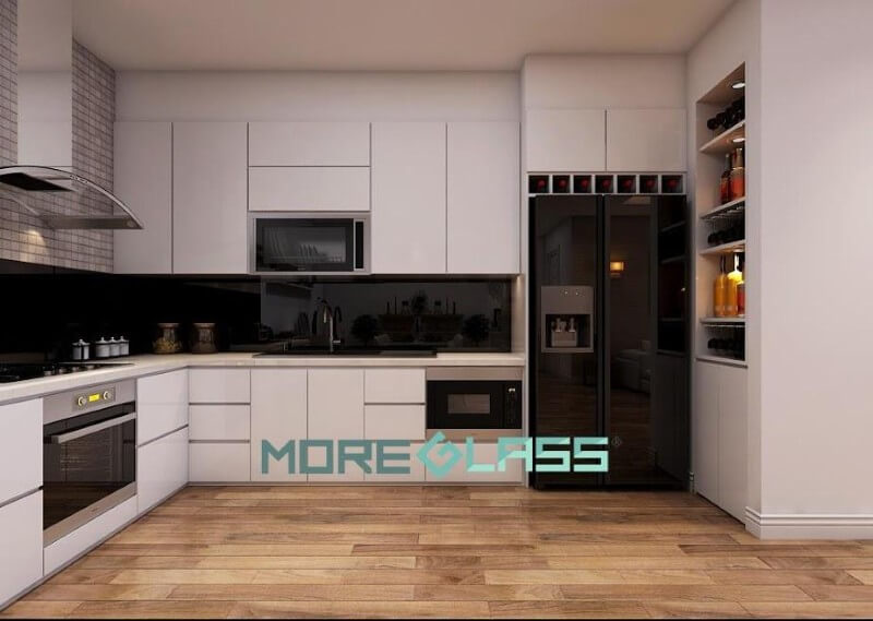 Thiết kế mẫu kính ốp bếp màu đen cổ điển, sang trọng cho nhà bếp chung cư, nhà ở, biệt thự. Thiết kế phòng bếp, tủ bếp đẹp