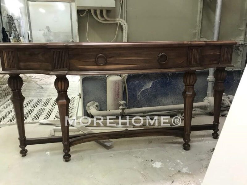 Sản xuất gỗ óc chó cao cấp là thế mạnh của nội thất MoreHome. Chúng tôi có hơn 15 năm kinh nghiệm, hệ thống chi nhánh, xưởng sản xuất trên toàn quốc, luôn cung cấp sản phẩm chất lượng nhất.