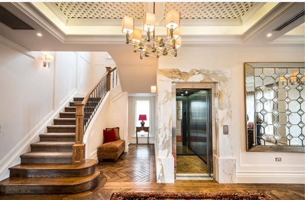 đátựnhiênốpthangmáy5